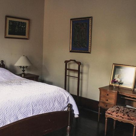 Casa Carmel Bed & Breakfast Guatemala City Exterior photo