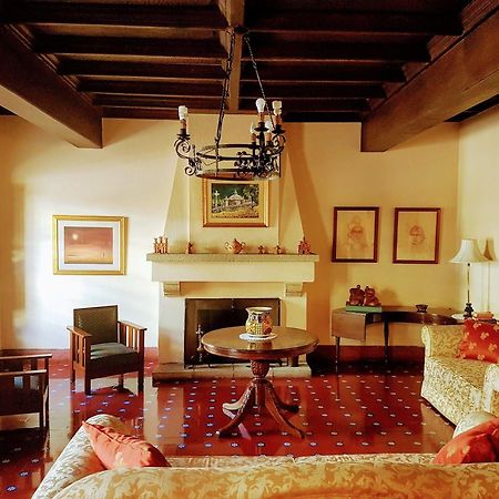 Casa Carmel Bed & Breakfast Guatemala City Exterior photo