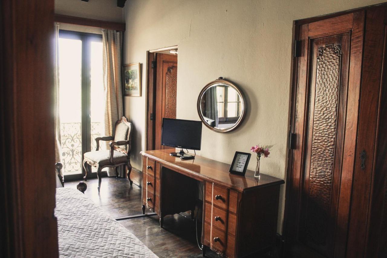 Casa Carmel Bed & Breakfast Guatemala City Exterior photo