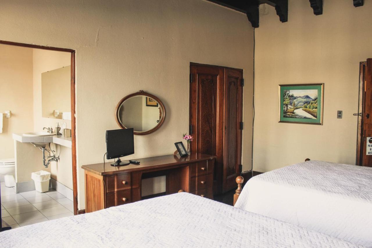 Casa Carmel Bed & Breakfast Guatemala City Exterior photo