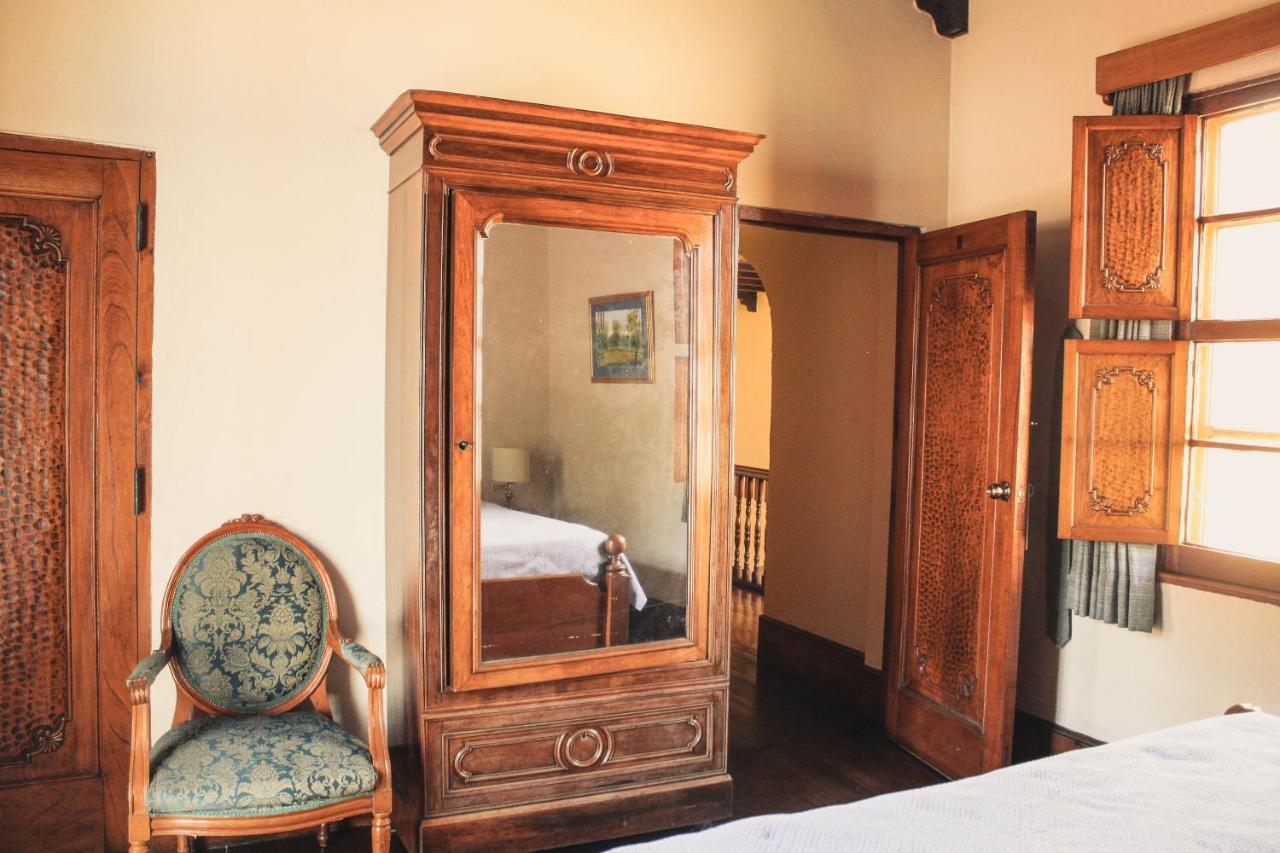 Casa Carmel Bed & Breakfast Guatemala City Exterior photo
